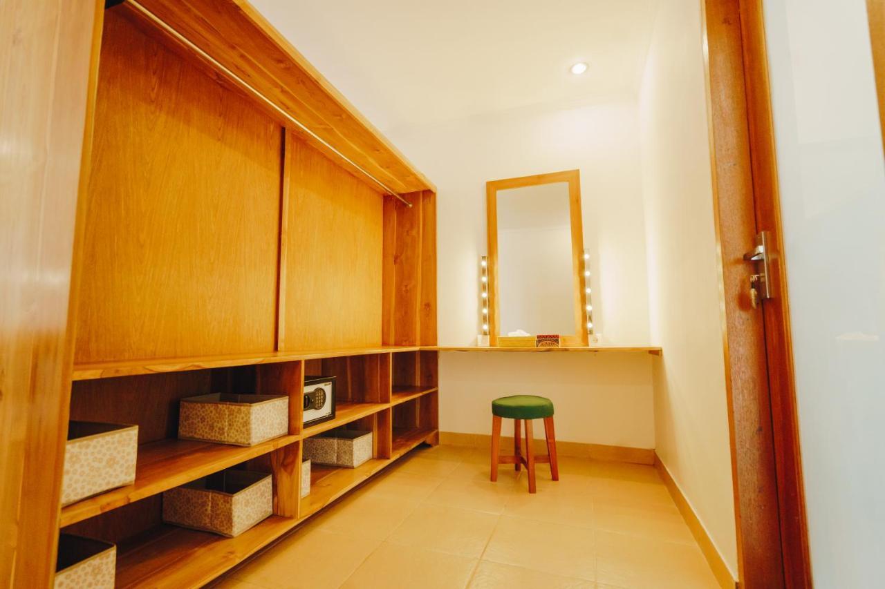 Villa Orked 3 With Family Room Seminyak Luaran gambar